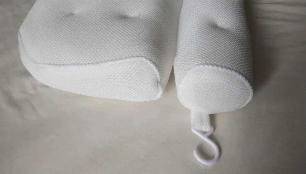 Подушка  для ванної