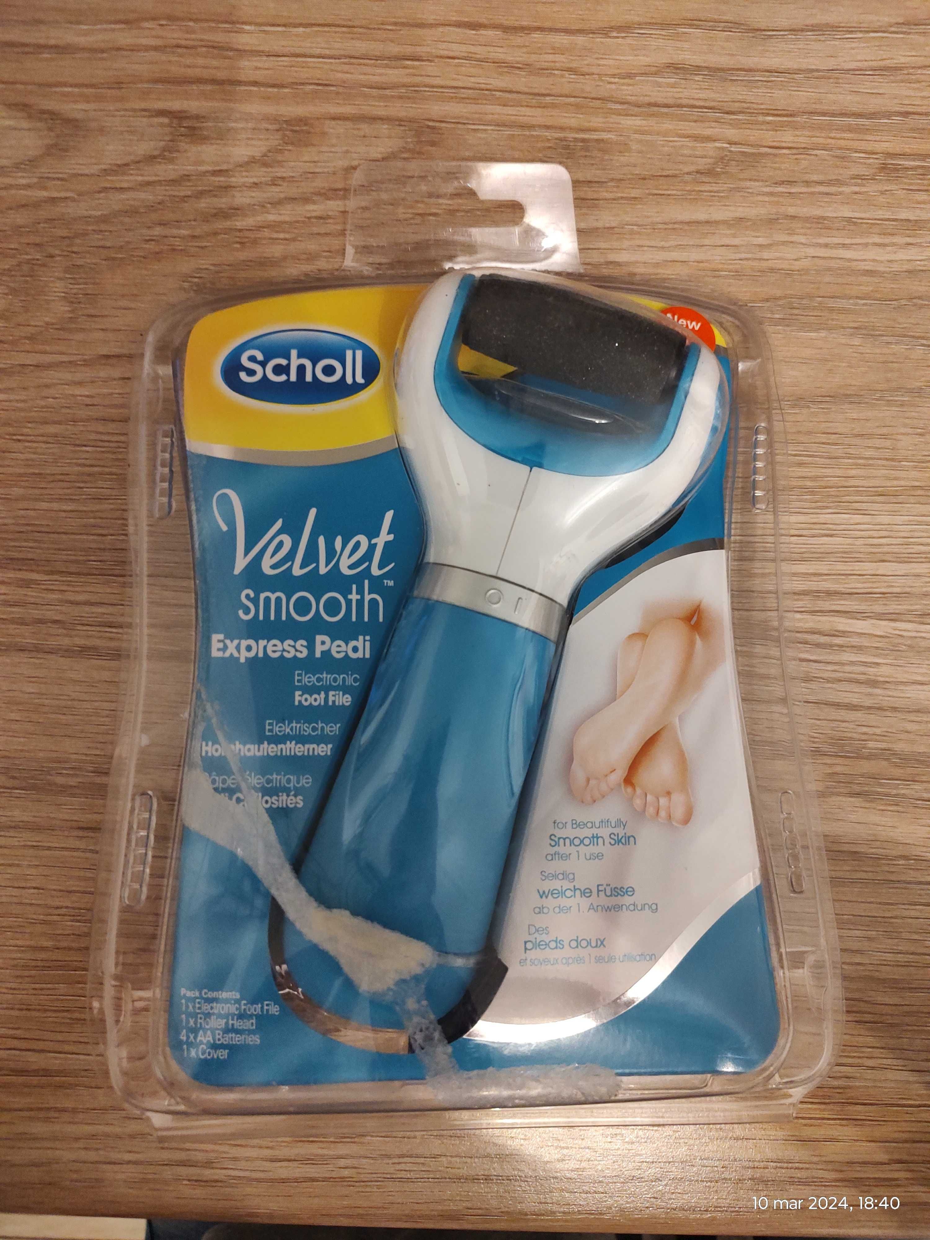 Scholl Velvet Smooth Diamond elektroniczny pilnik do stóp niebieski