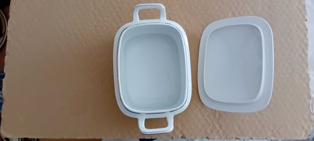 Vintage Terrina de servir Vista Alegre  marcado base