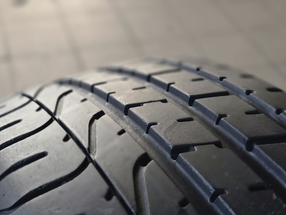 Pneus 205/40 R18