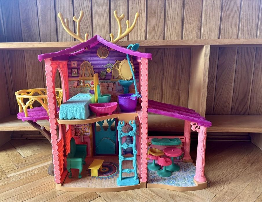 Domek lesny Enchantimals plus lalka