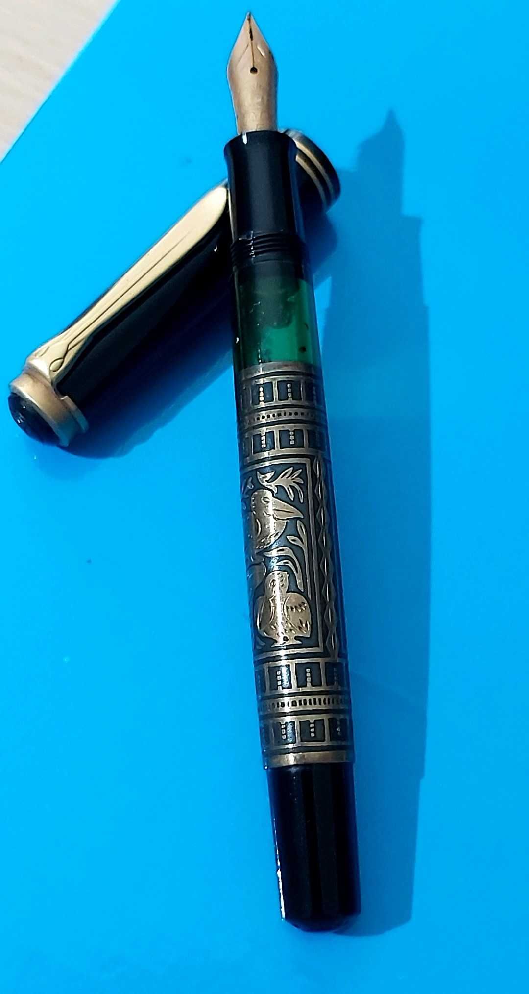 Caneta PELIKAN  "F" século XX,  made in German, Edição Limitada RARA