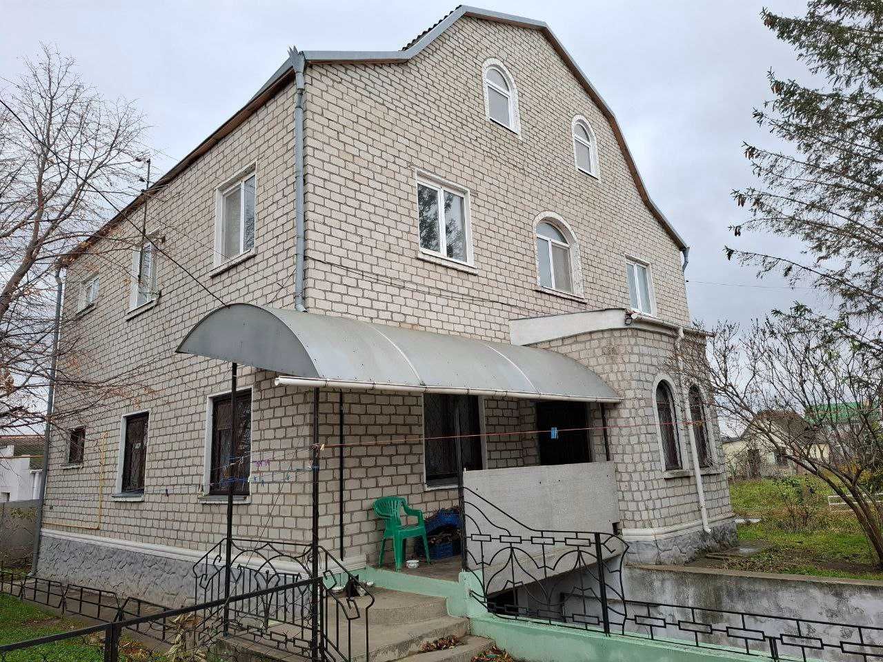 Будинок Нерубайське з виходом на 2вулиці, на Центральну, з 23сотками