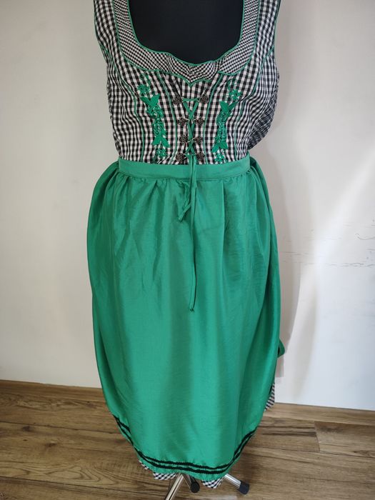 Sukienka bawarska 52 plus size  22  dirndl 5xl tracht Oktoberfest folk