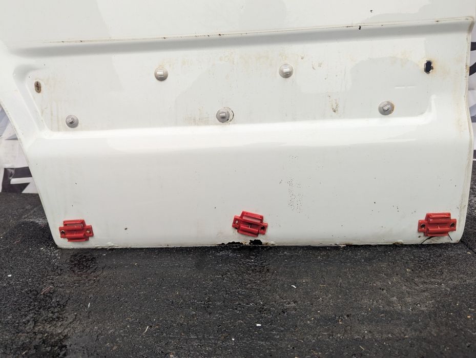 Передні ліві двері iveco daily 3 1999- 2006рік