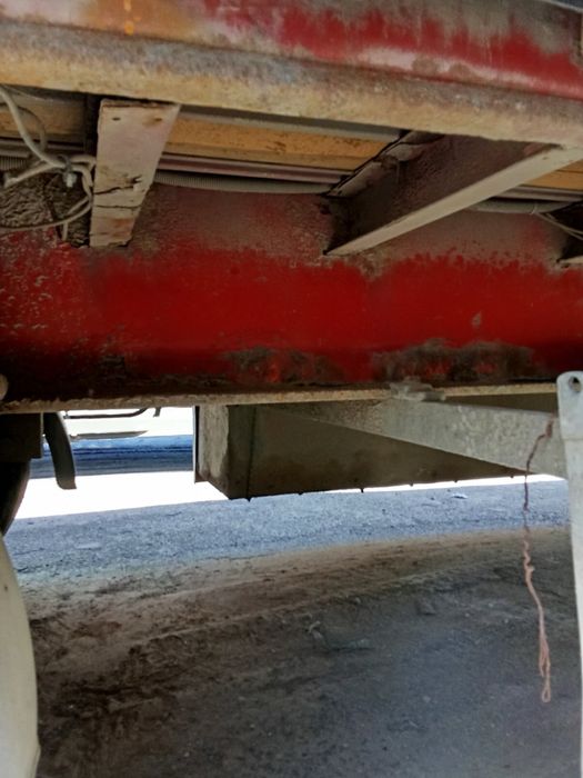 Напівпричіп schwarzmueller spa