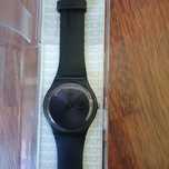 Swatch grande preto.