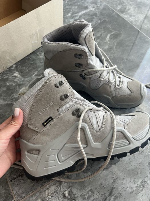 Lowa, goretex, нові без коробки