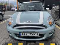 Продам своє авто MINI Hatch 2013 с панорамной крышой