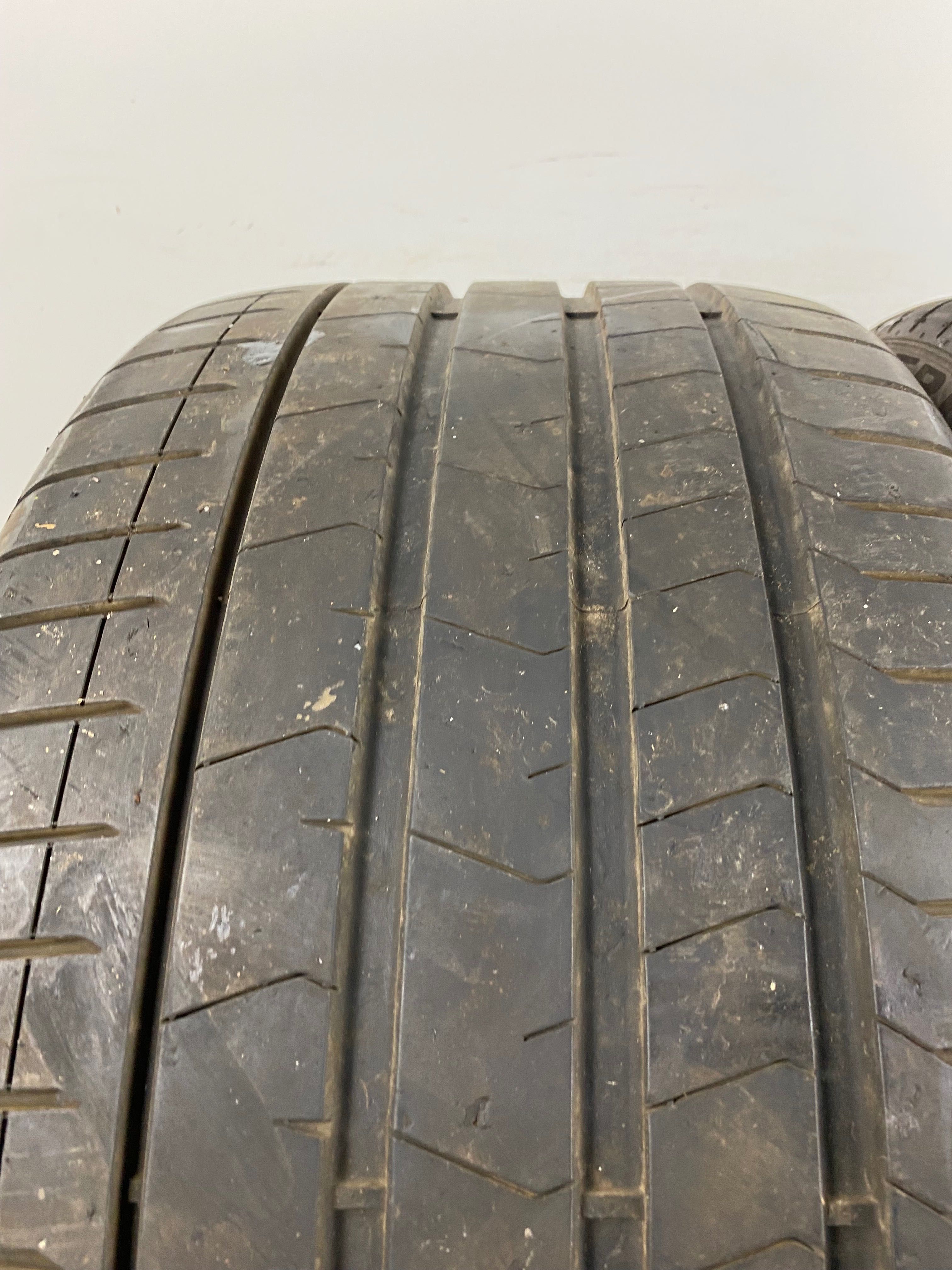 295/30R20 101Y Pirelli P Zero PZ4 MO1