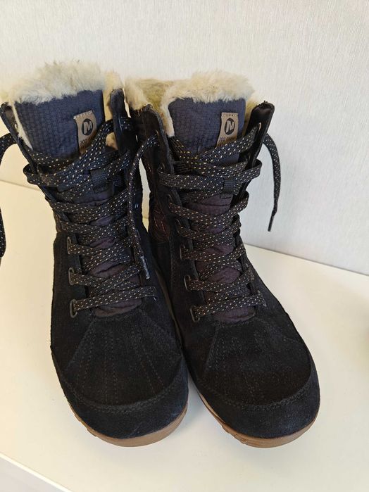 Жіночі зимові чоботи Merrell
