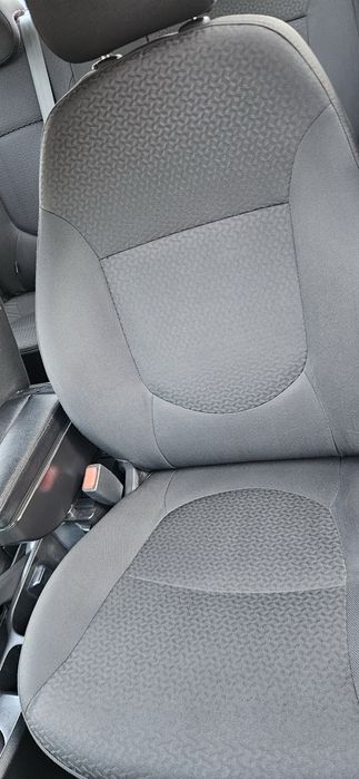Kia Rio 2012 року
