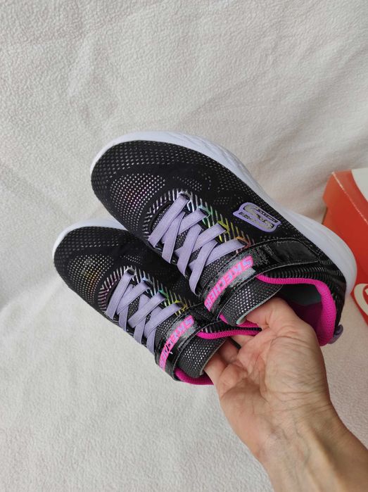 Кроссовки skechers р. 35 стелька 22 см