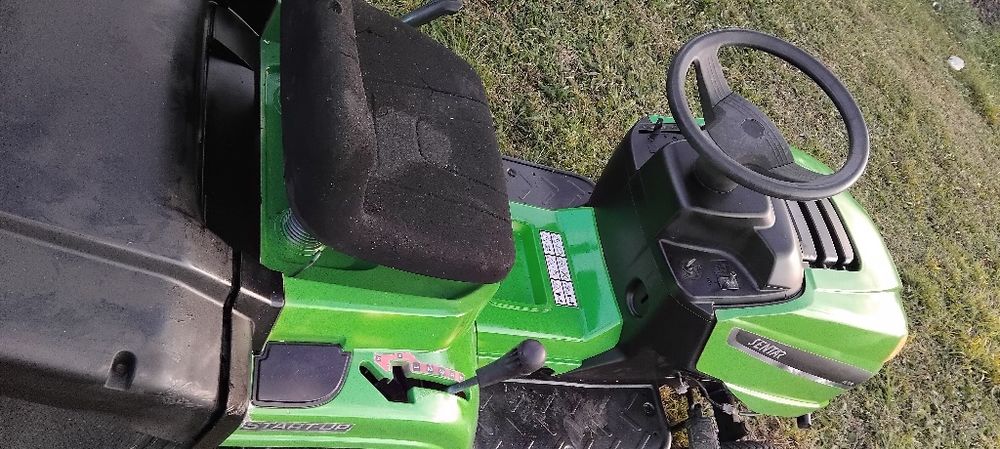 Tractor corta relva
