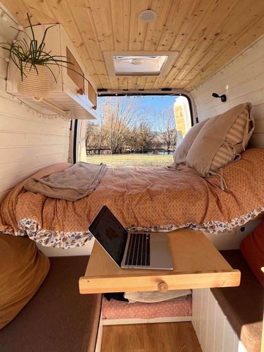 Campervan Ford Transit L2H3 - Especial Dormitório