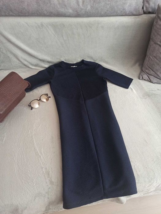 3 плаття розміру с ціна за 3 шт.