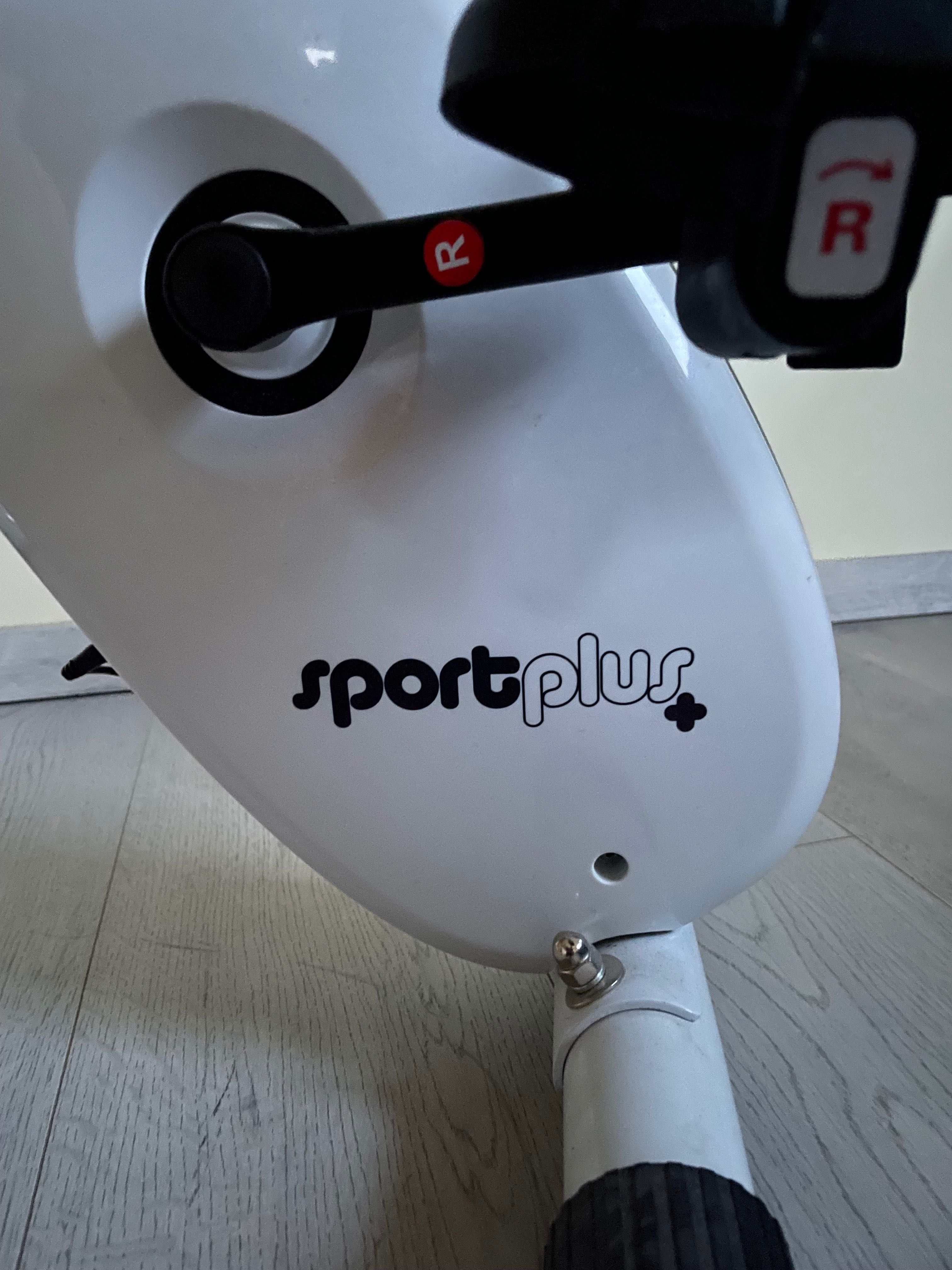 Rower treningowy magnetyczny pionowy SportPlus składany