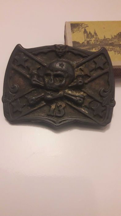 klamra do pasa czaszka stara z epoki czacha niemiecki