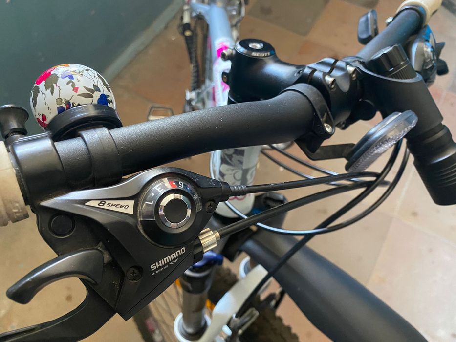 Продам фирменный велосипед SCOTT CONTESSA ACTIVE 50 27.5
