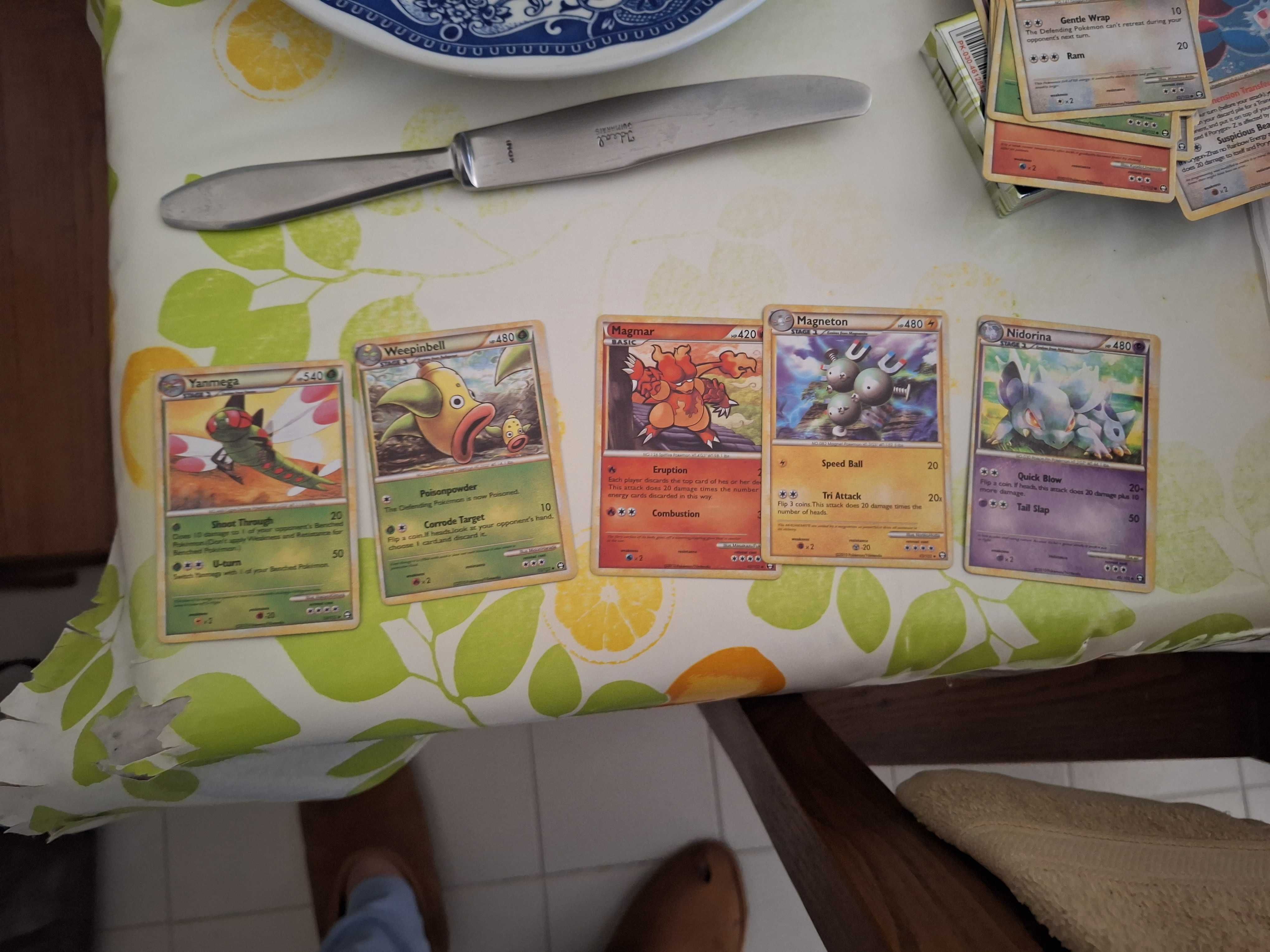 Caixa de Cartas Pokemon