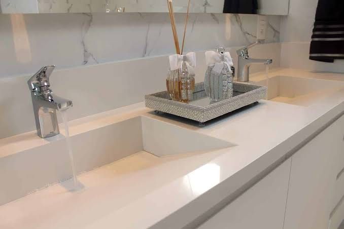 Pias de banheiro em marmore