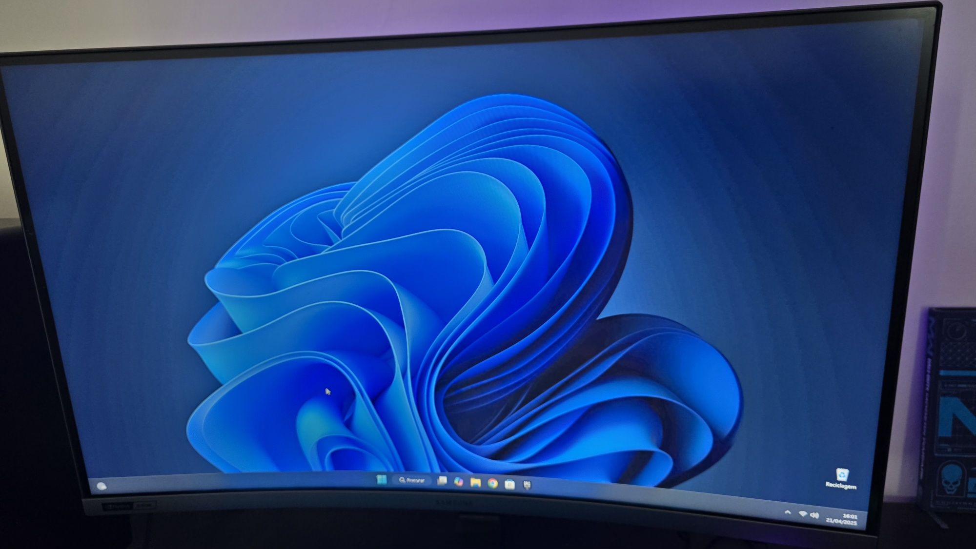 Monitor Samsung 240hz curvo