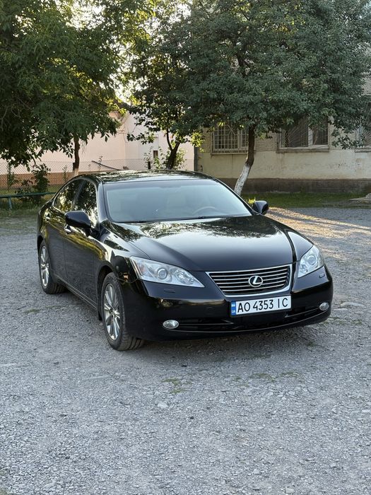 Продам автомобіль Lexus es350