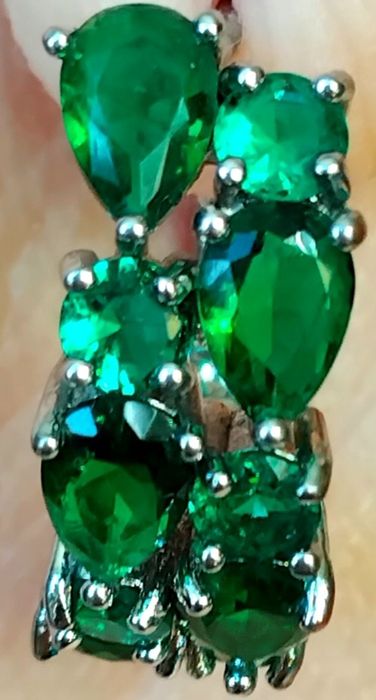 Продам стильные серьги