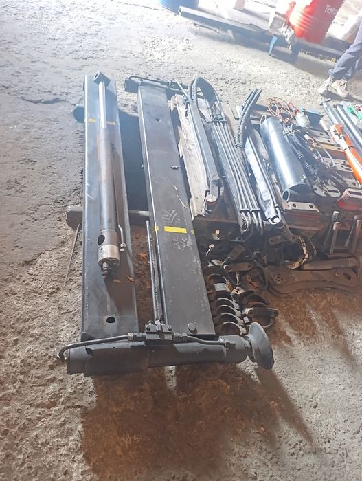 Продам додаткові опори (лапи) до маніпулятора