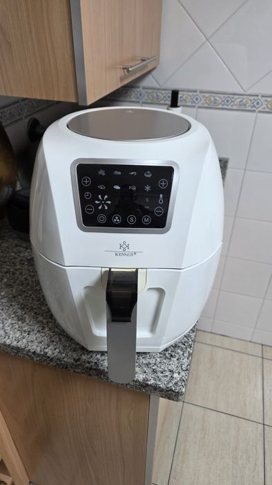 Airfryer em bom estado a funcionar perfeitamente