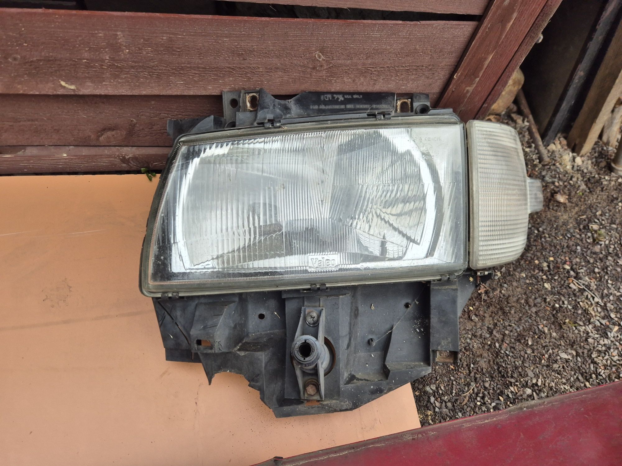 Przod t4 lampy transporter  lampa lampy oswietlenie