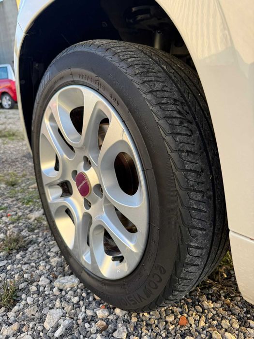 FIAT PANDA 1.2 2013 GPL de origem ... Boa Oportunidade !