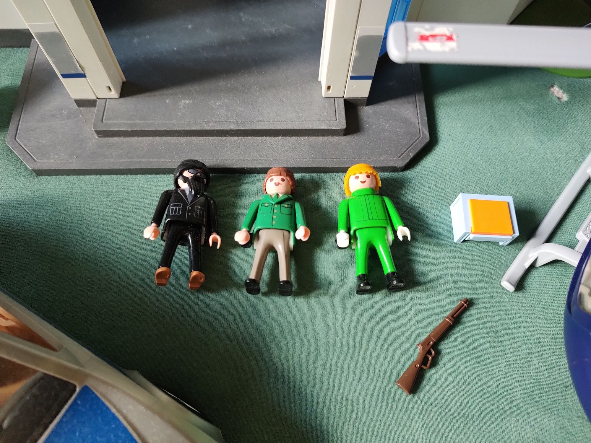 Playmobil policja komisariat mega zestaw