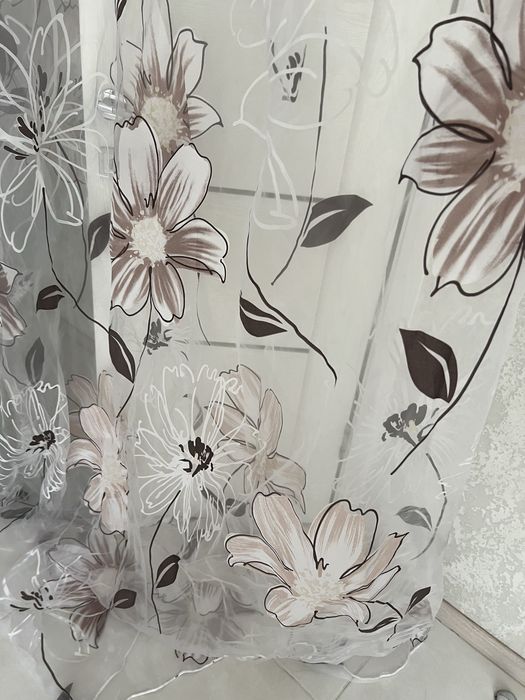 Продам шторы  тюль в спальню с карнизом