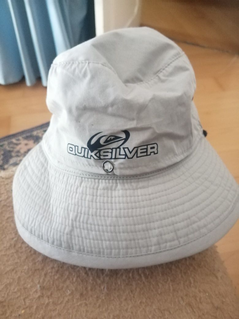 Chapéu quicksilver, figueira da foz, novo com etiqueta, bom preço