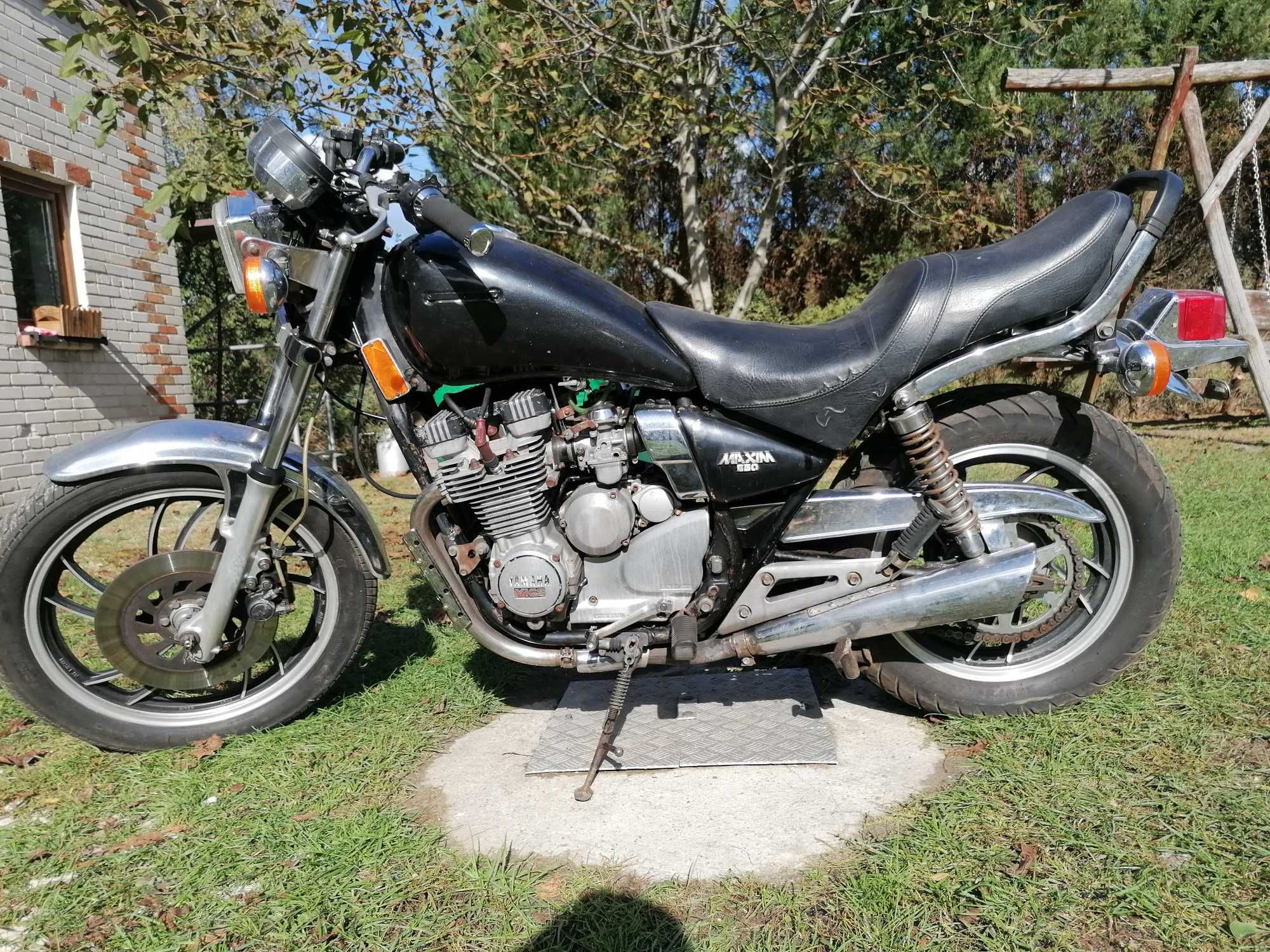 Yamaha XJ 550 Maxim 4V8 silnik części felga lagi moduł rozrusznik bak