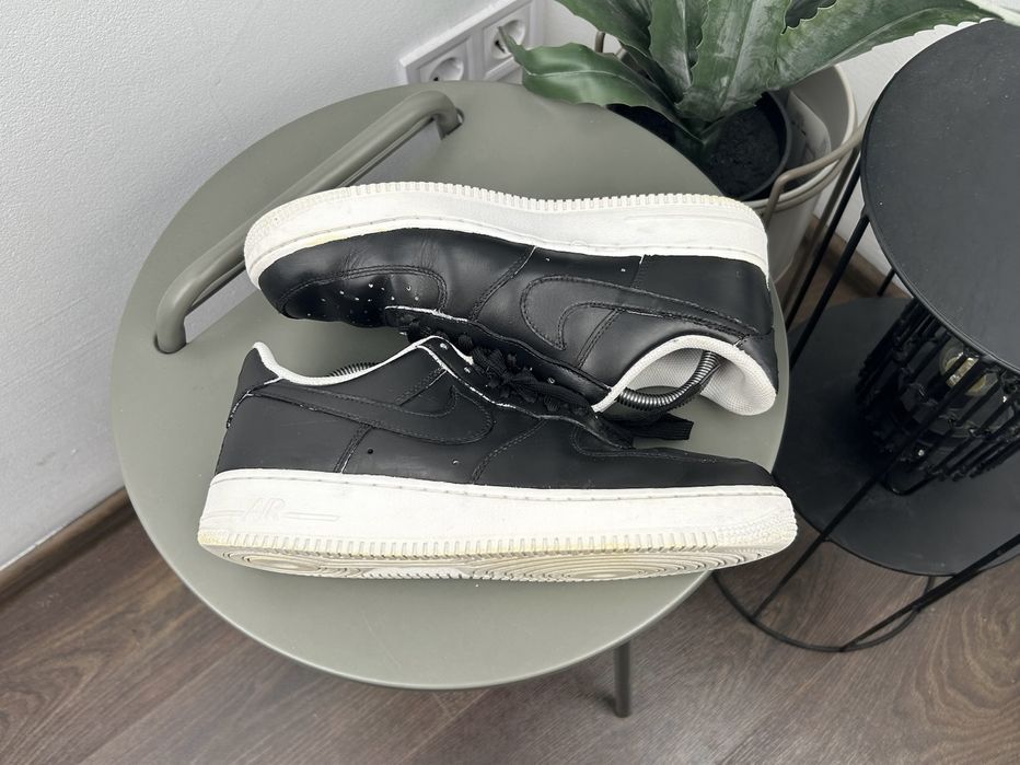 Оригінал! Кросівки шкіряні Nike Air Force 42 розмір M863