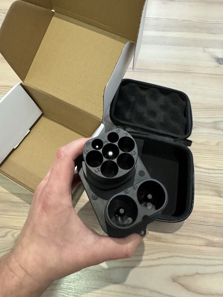 CCS2 Combo Charger Переходник Tesla Перехідник для тесли зарядка
