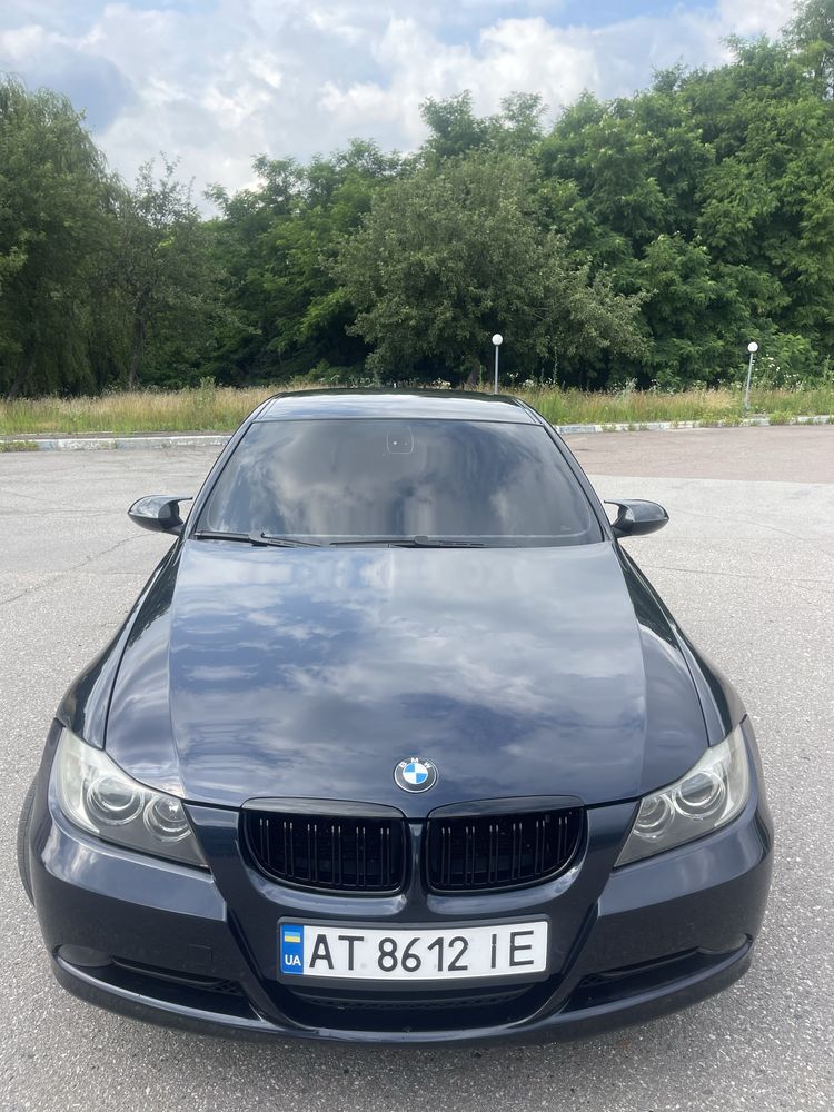 BMW E90   Чудовий стан