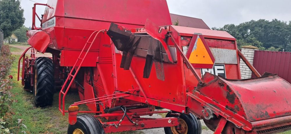 Продам комбайн Massey Ferguson 206