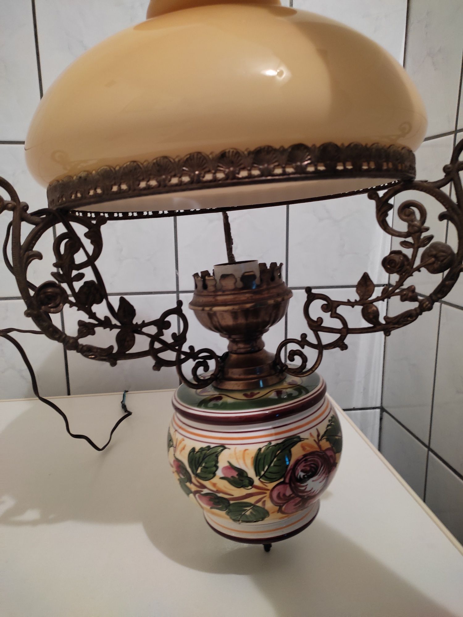 Lampa sufitowa wewnętrzna