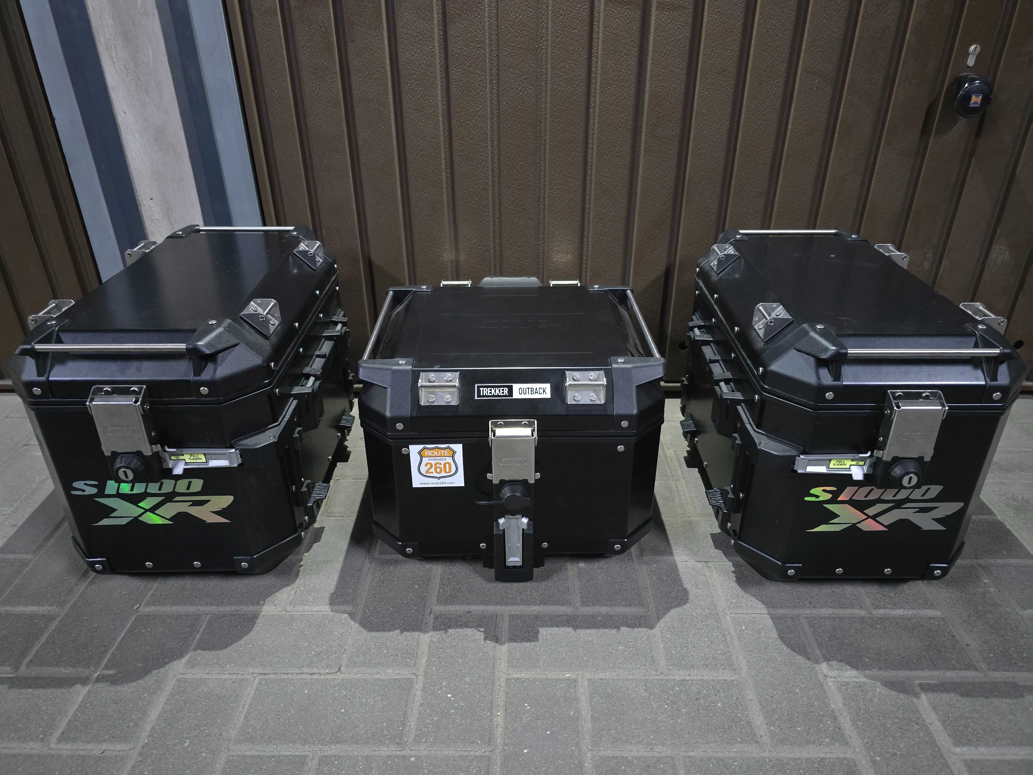 kufry aluminiowe czarne zestaw GIVI TREKKER OUTBACK stelaż płyta