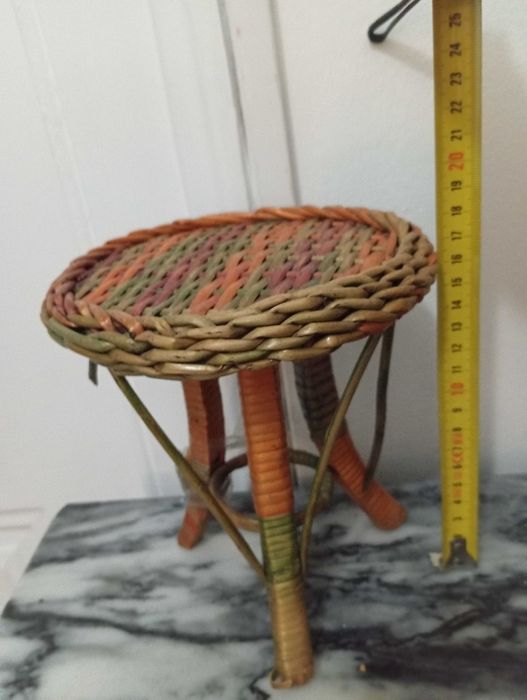 Mobília de jardim em verga