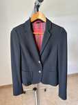 Blazer preto cintado da Ana Sousa