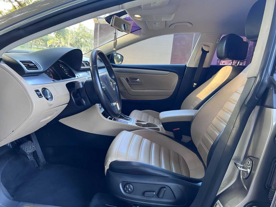 Volkswagen CC      2013