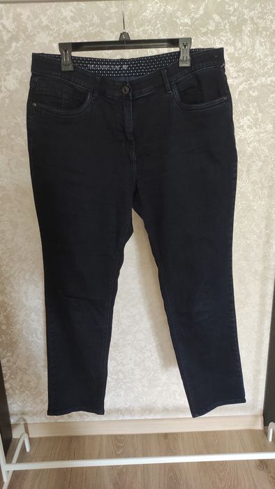 Темно-сині джинси розмір 52