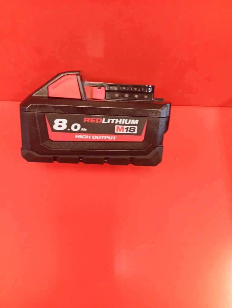 Akumulator Milwaukee M18HB8