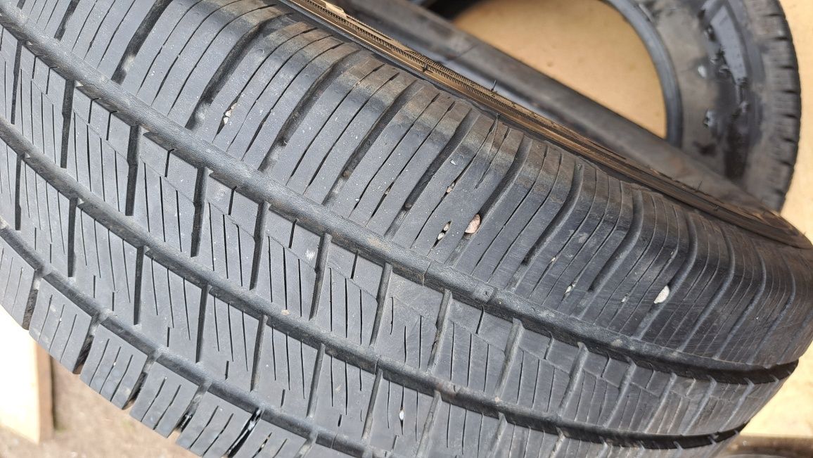 2 x hankook 215/65 16"C  7mm
