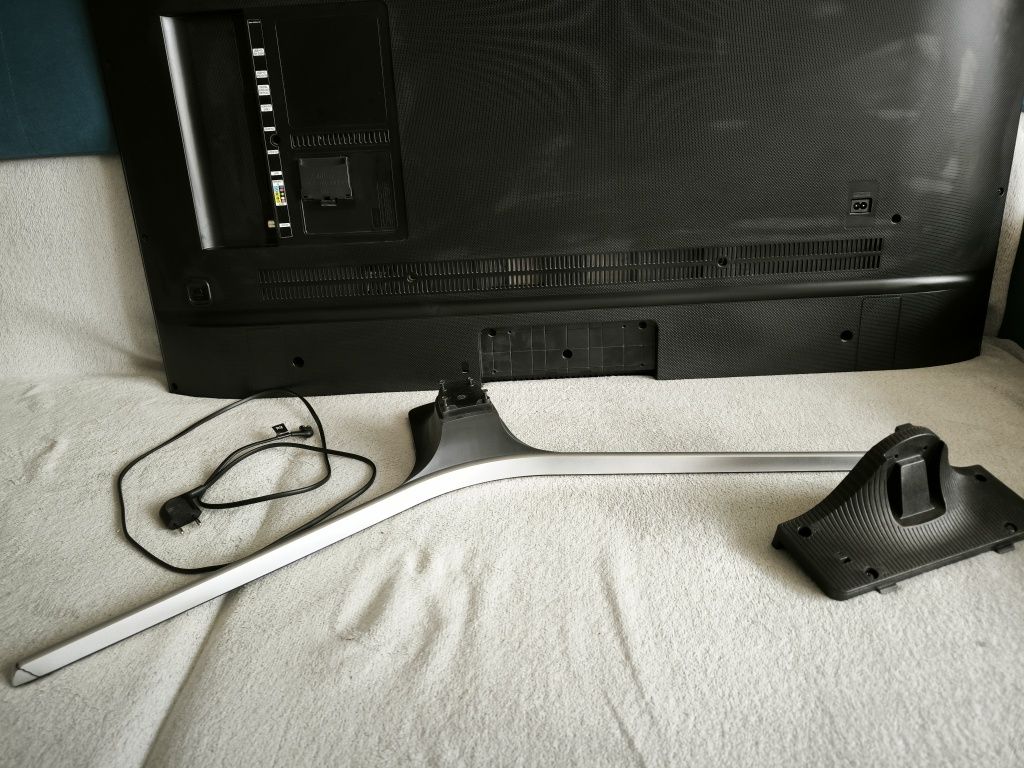 Telewizor Samsung 50cali UE50MU6102