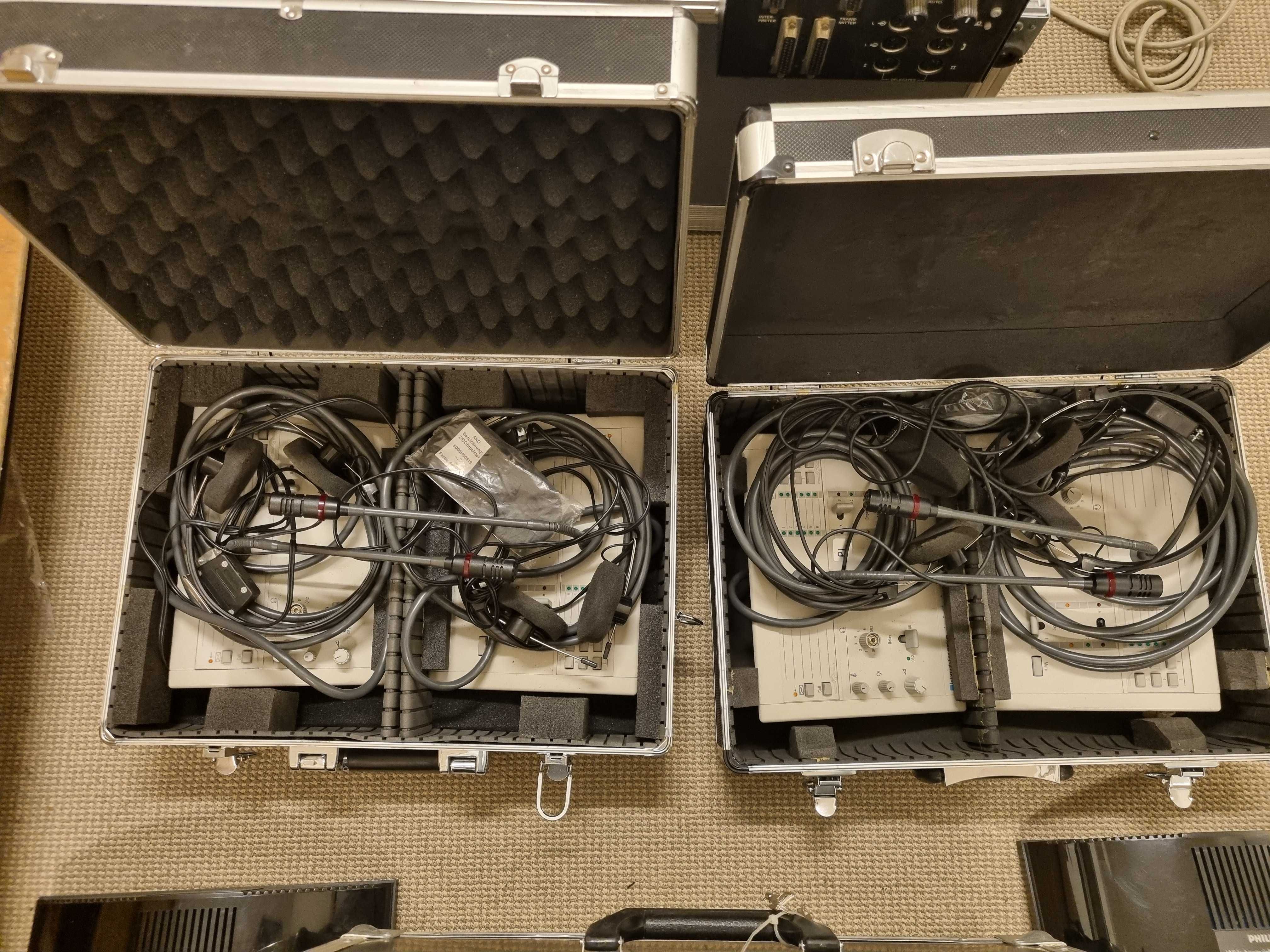 System tłumaczeń symultanicznych, Philips LBB, odbiornik tłumaczeń